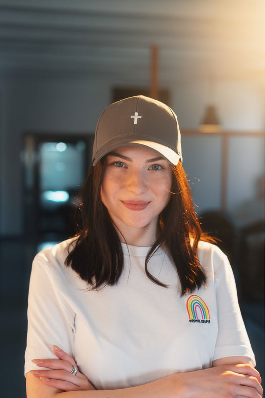 Modellaufnahme 8, Produkt Baseball Cap, Motiv Kreuz, Farbe Charcoal