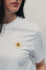 Model Nahaufnahme, Produkt T-Shirt, Motiv Be the Light, Farbe White