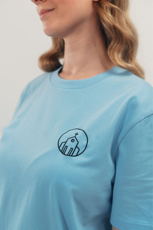 Model Nahaufnahme, Produkt T-Shirt, Motiv Church, Farbe Blue Soul