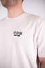 Model Nahaufnahme, Produkt T-Shirts, Motiv Same God, Farbe Vintage White