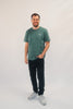Model Ganzkörperaufnahme, Produkt T-Shirt, Motiv Rooted in Christ, Farbe Green Bay