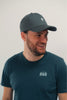 Model Kopfaufnahme 4, Produkt Baseball Cap, Motiv Kreuz, Farbe Charcoal