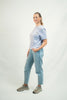 Model zeigt hochwertiges Mission One More Baumwollshirt mit glaubensbasierter Botschaft Heaven on Earth