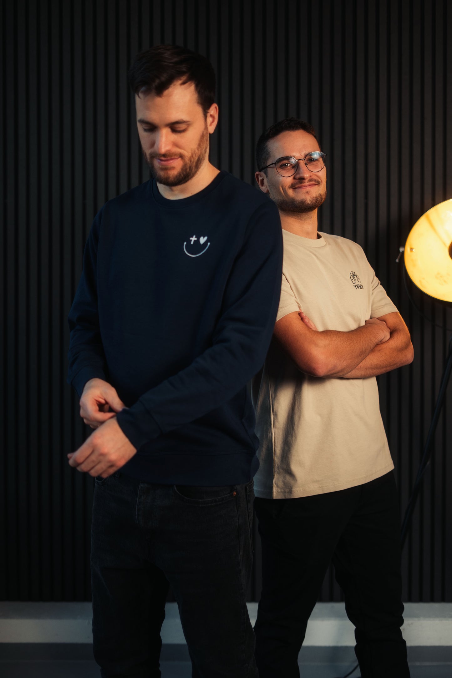 Mission One More mit Motiv ‚Smile‘ organisches Baumwolle Sweater - faire & hochwertige Klamotten