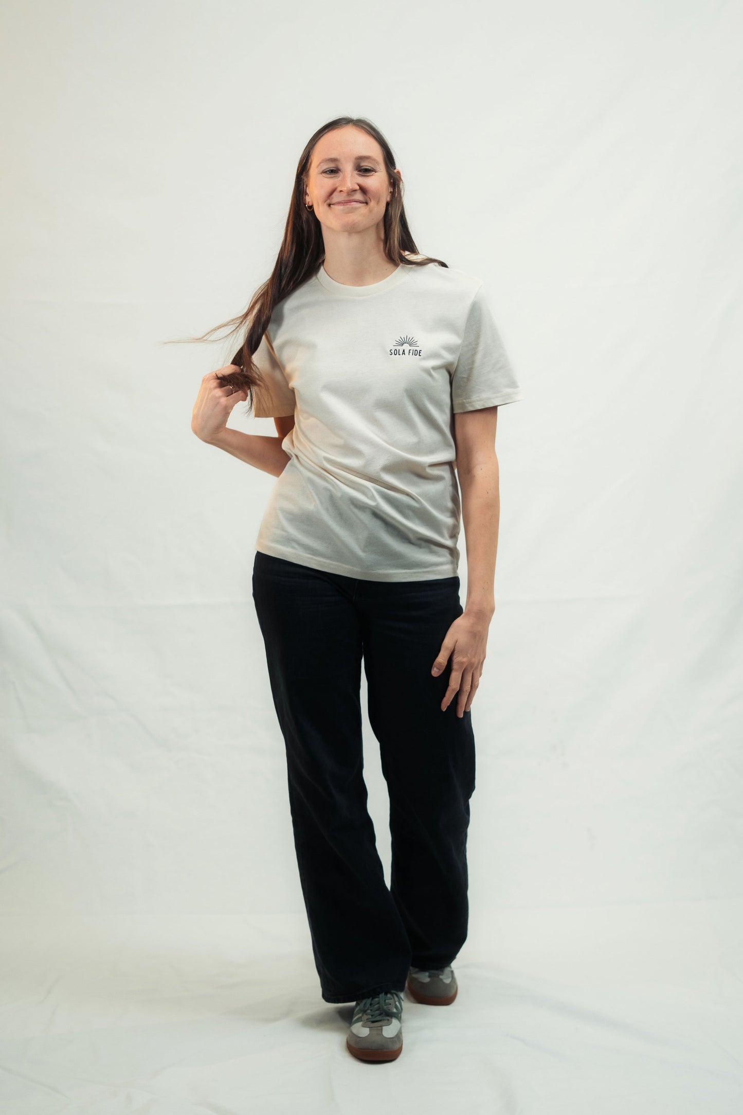 Mission One More T-Shirt Natural Raw mit inspirierendem Glaubensstatement "Sola Fide" nachhaltige Qualität