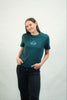 Model trägt Mission One More ‚Touched by Grace‘ T-Shirt aus zertifizierter Bio-Baumwolle